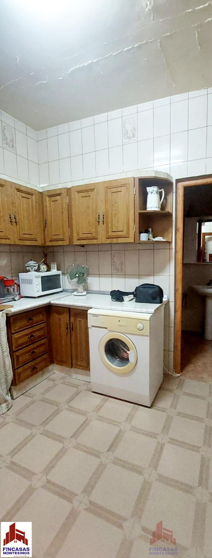 For sale of house in Santa Amalia