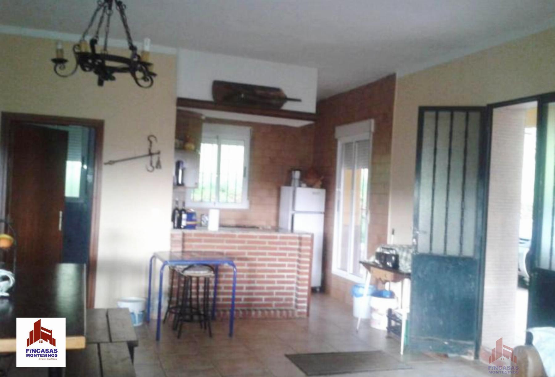 For sale of chalet in Santa Amalia
