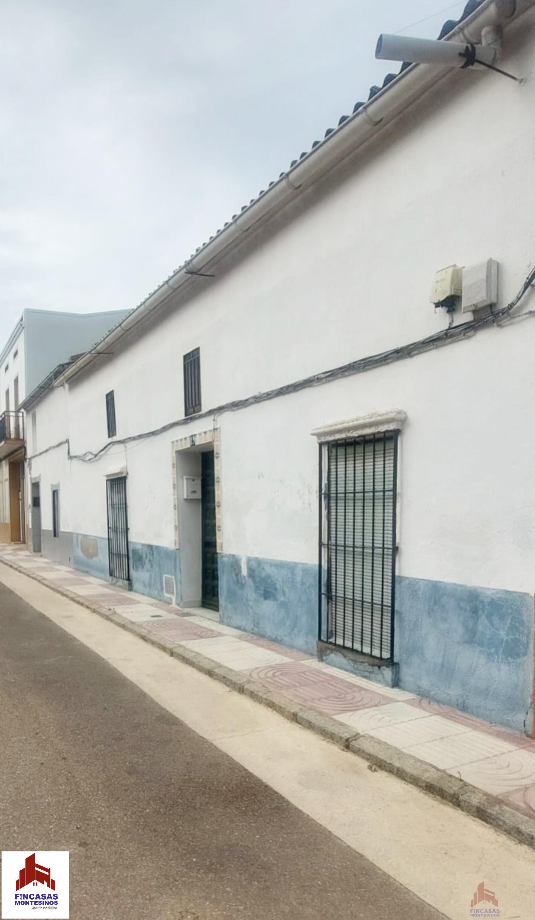 For sale of house in Santa Amalia