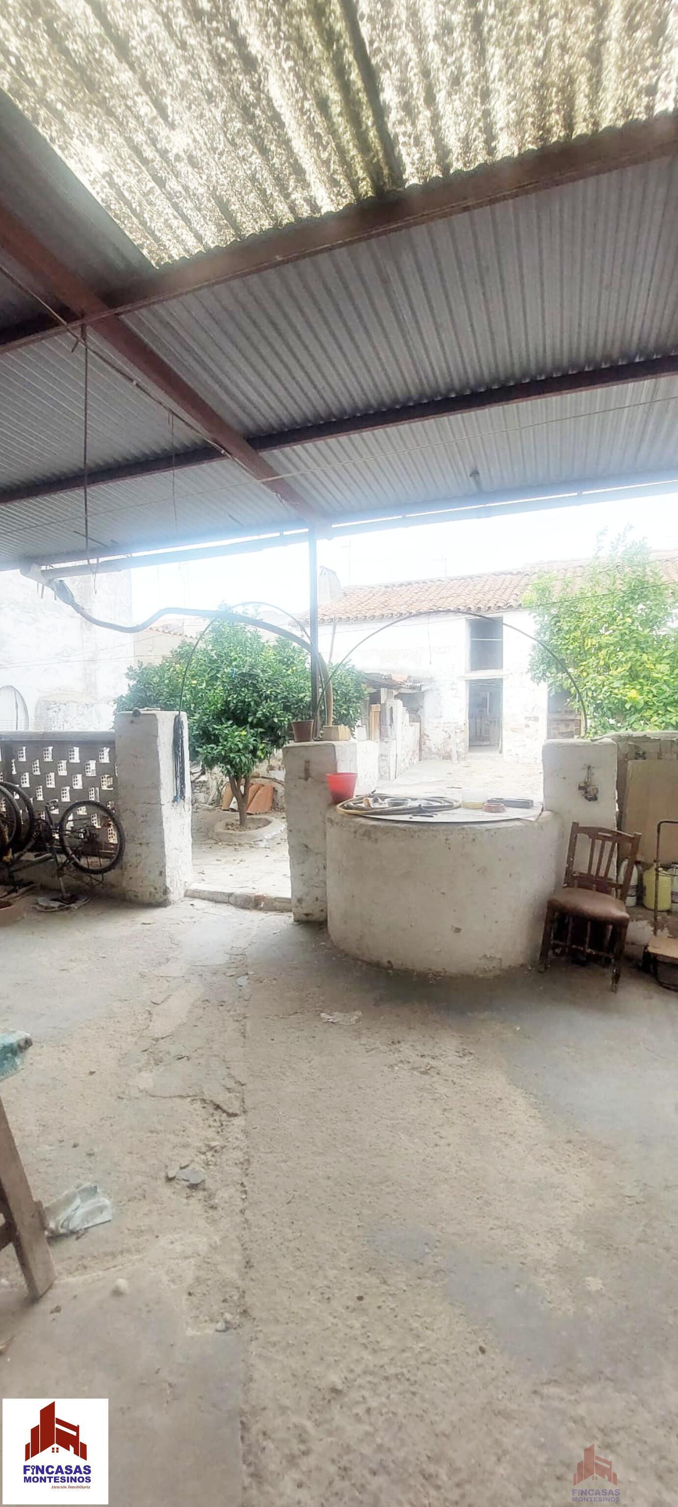 For sale of house in Santa Amalia