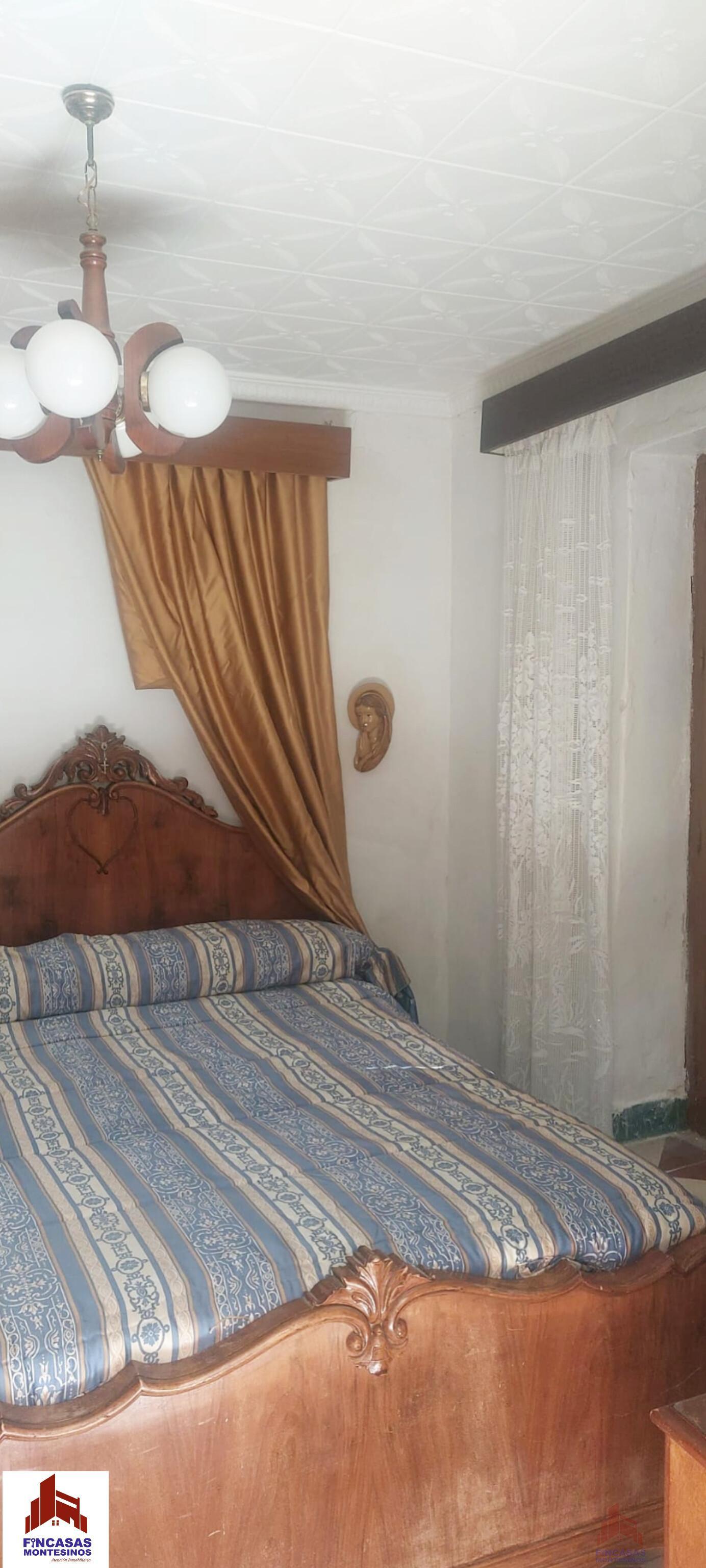For sale of house in Santa Amalia