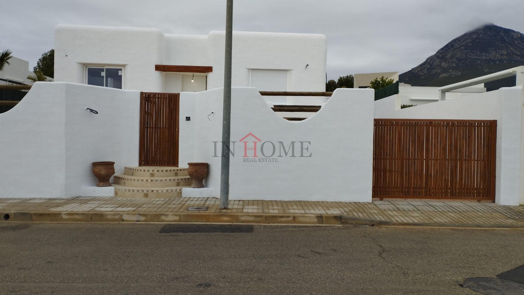 For sale of villa in Polop