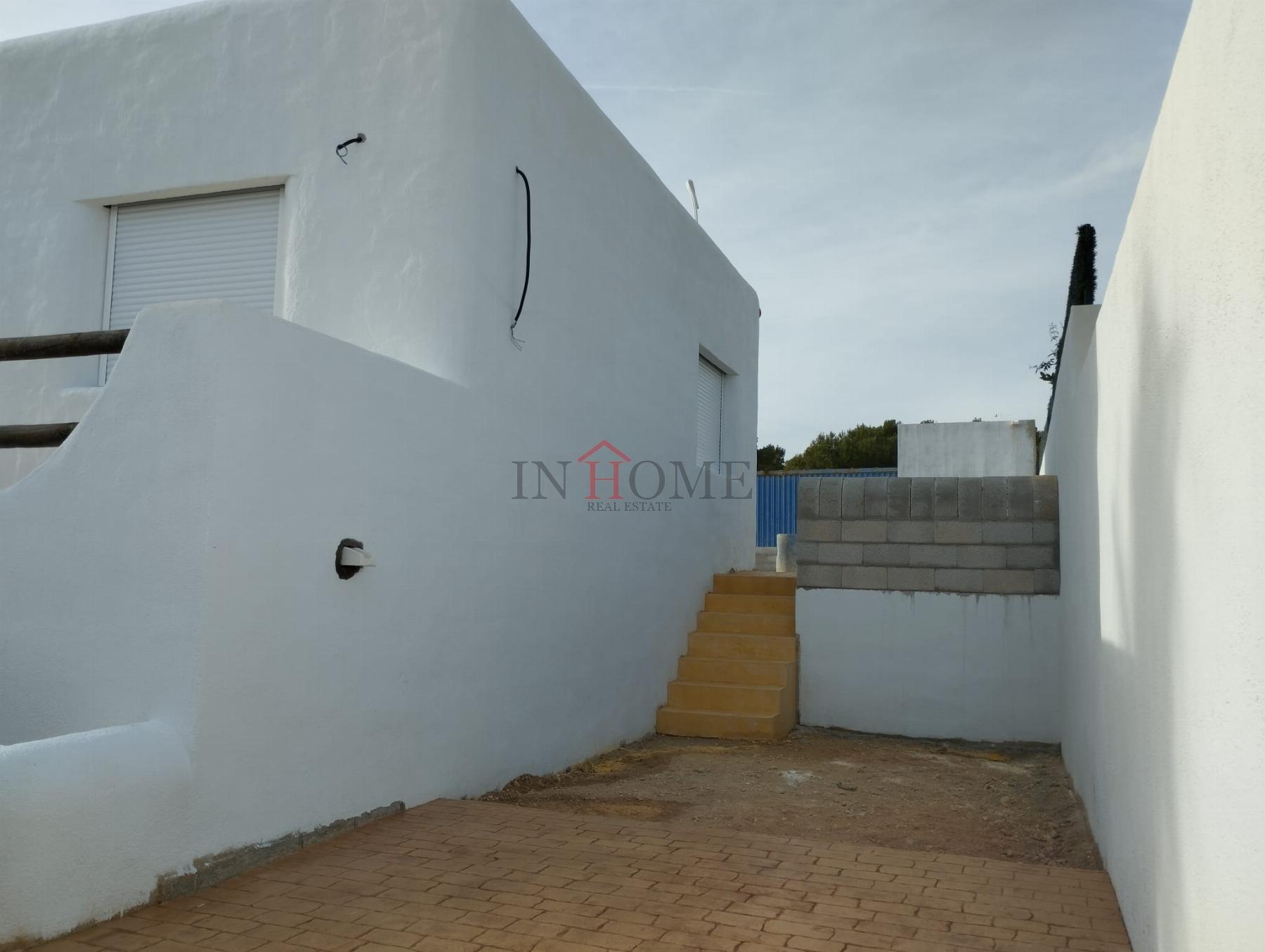 For sale of villa in Polop