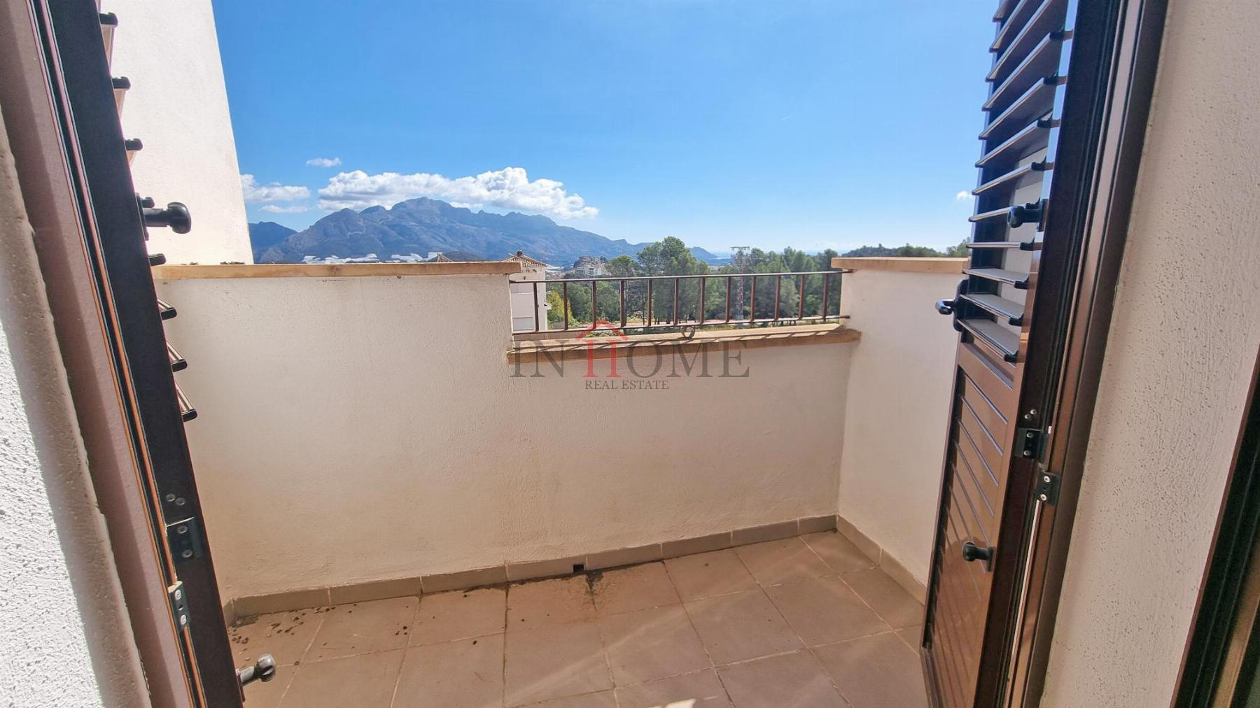 For sale of chalet in Polop