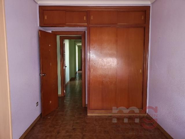 For sale of flat in Villarreal Vila-Real