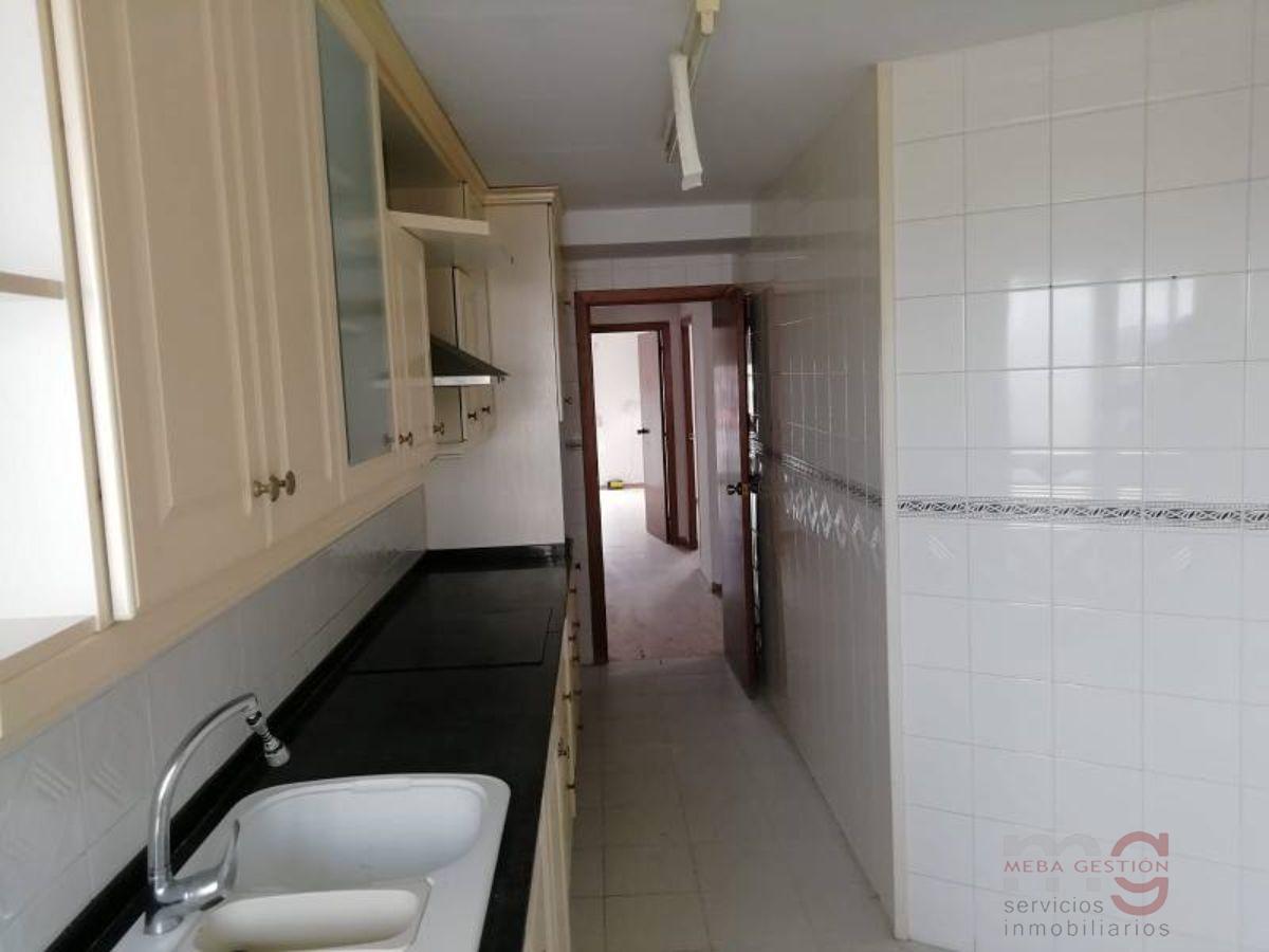 For sale of flat in Villavieja