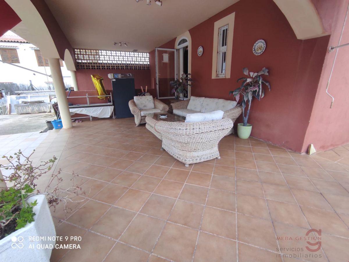 For sale of chalet in Burriana