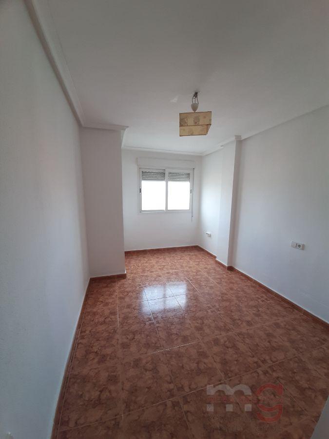 For sale of flat in Albatera