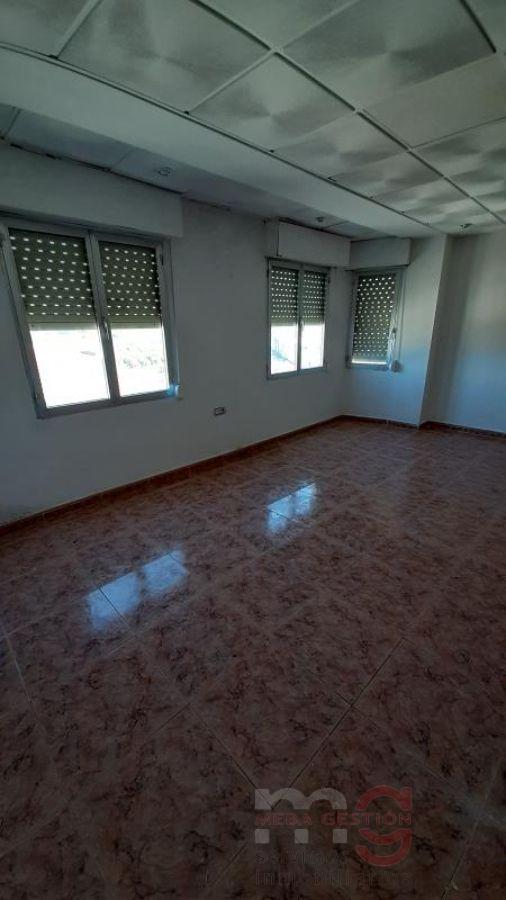 For sale of flat in Almoradí