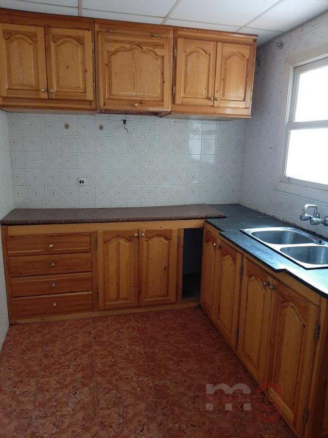 For sale of flat in Almoradí