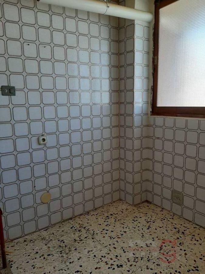 For sale of flat in Almoradí