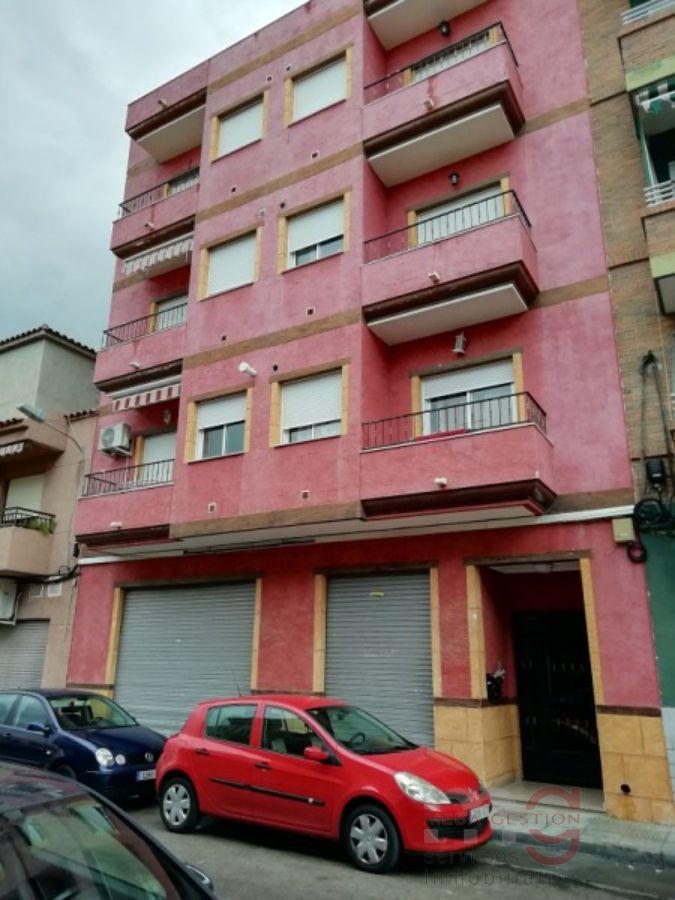 For sale of flat in Almoradí