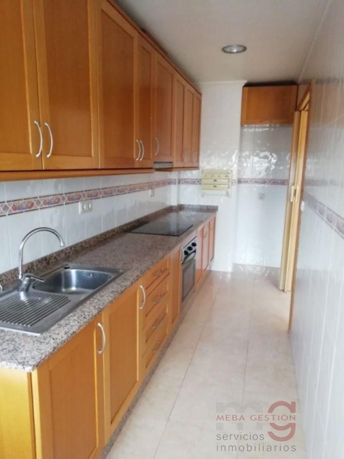 For sale of flat in Almoradí