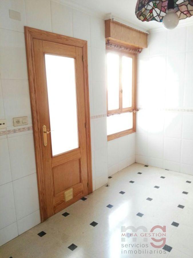 For sale of flat in Novelda