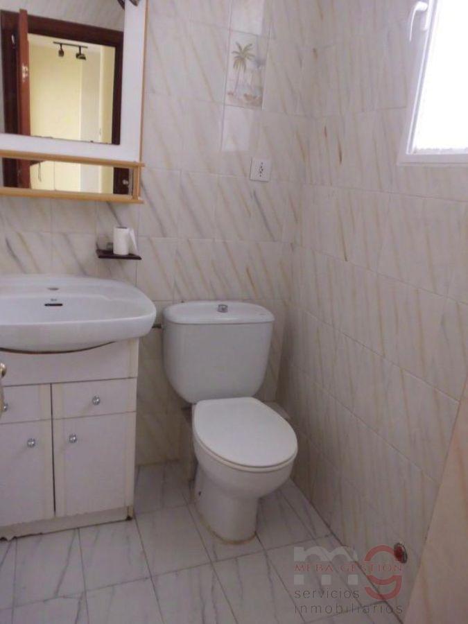 For sale of flat in Villena