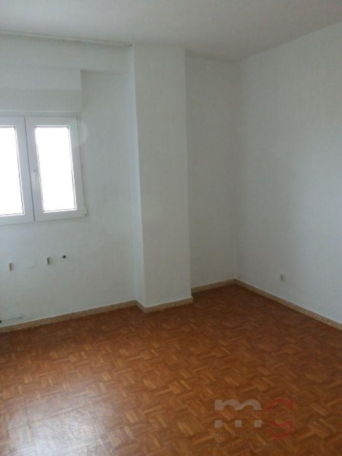 For sale of flat in Santander