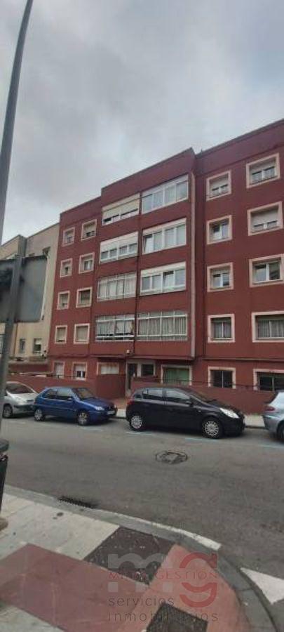 For sale of flat in Santander