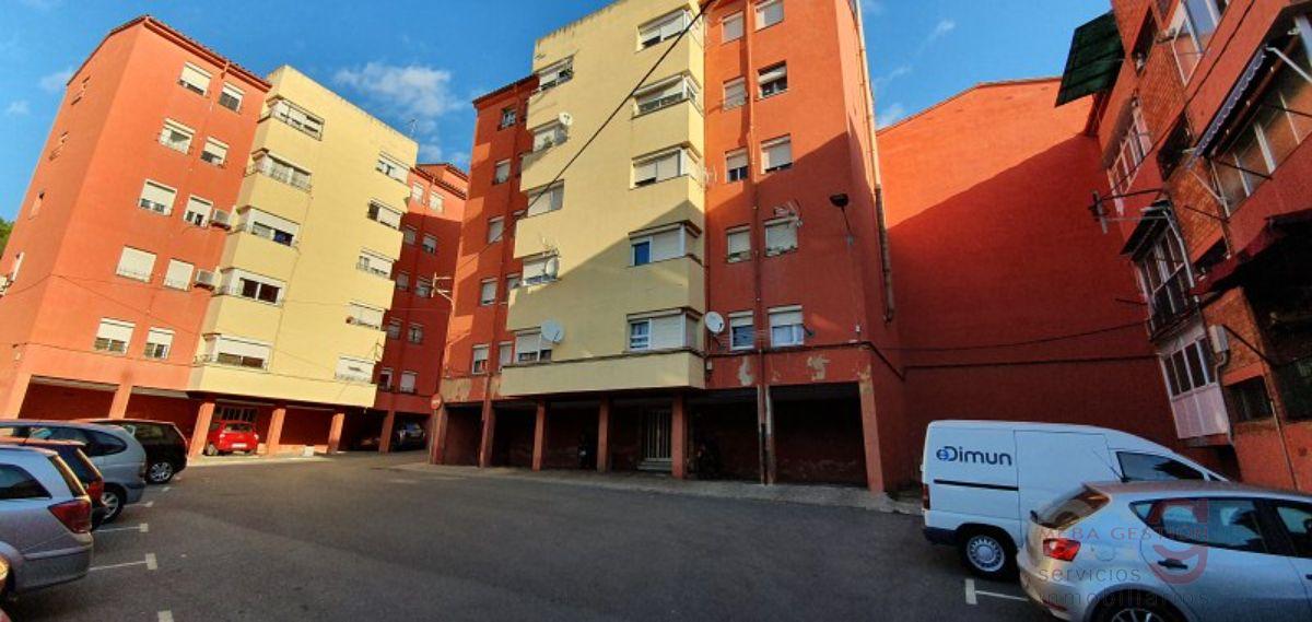 For sale of flat in Girona