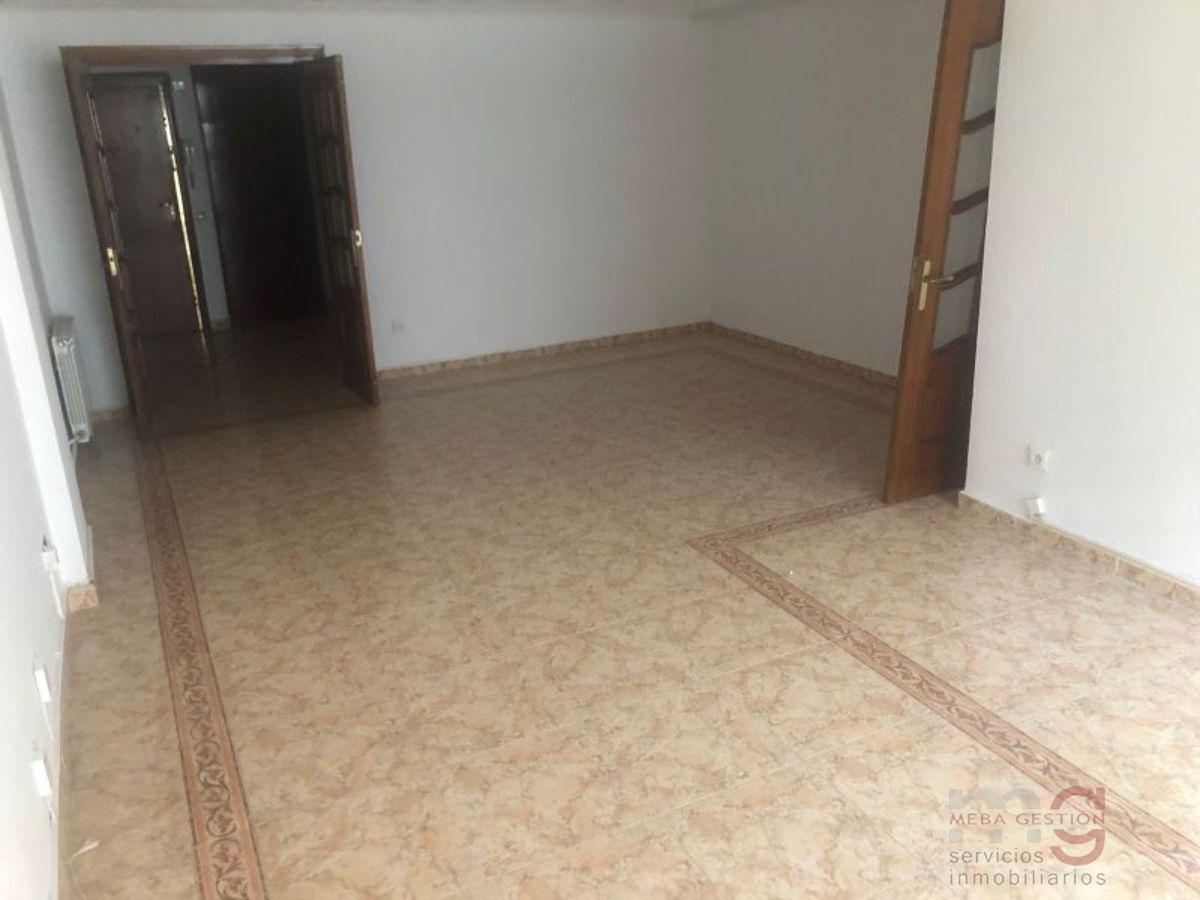 For sale of flat in Móstoles