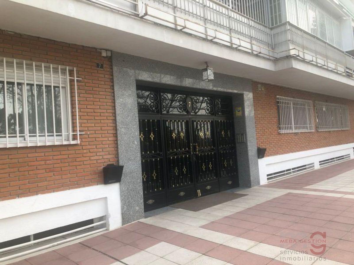 For sale of flat in Móstoles