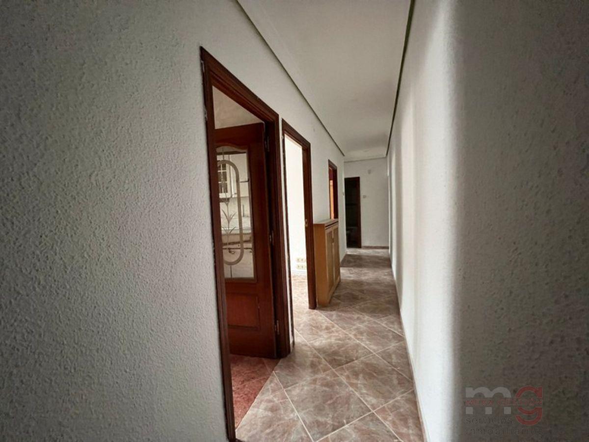 For sale of flat in Leganés