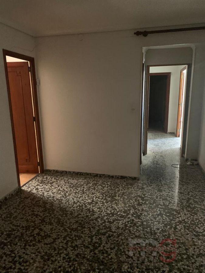 For sale of flat in Burriana