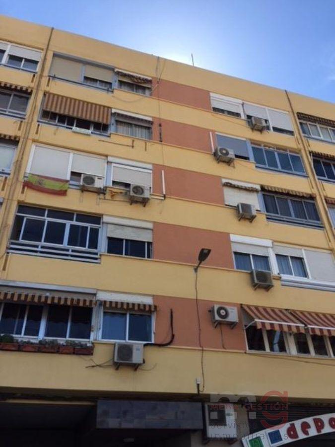For sale of flat in Tavernes Blanques