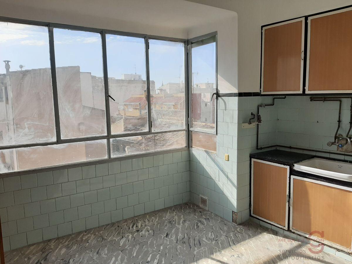 For sale of flat in Villena