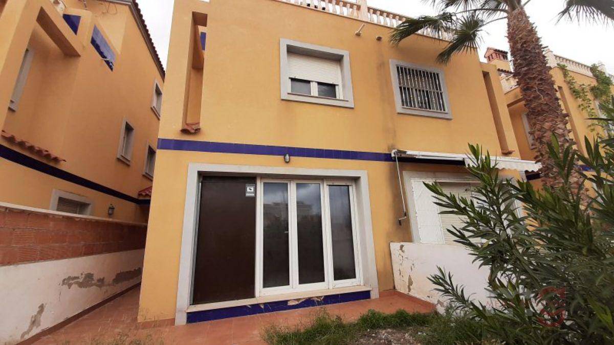 For sale of house in Adsubia