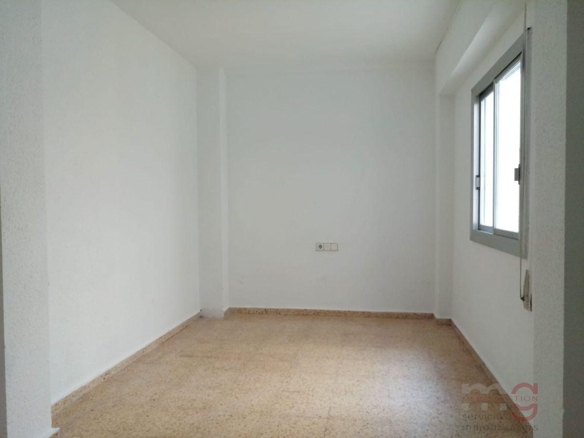 For sale of flat in Puçol