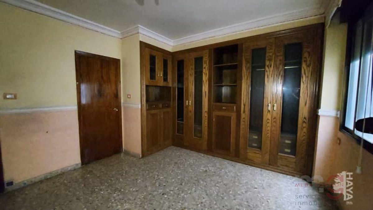 For sale of flat in Vall d Uixó