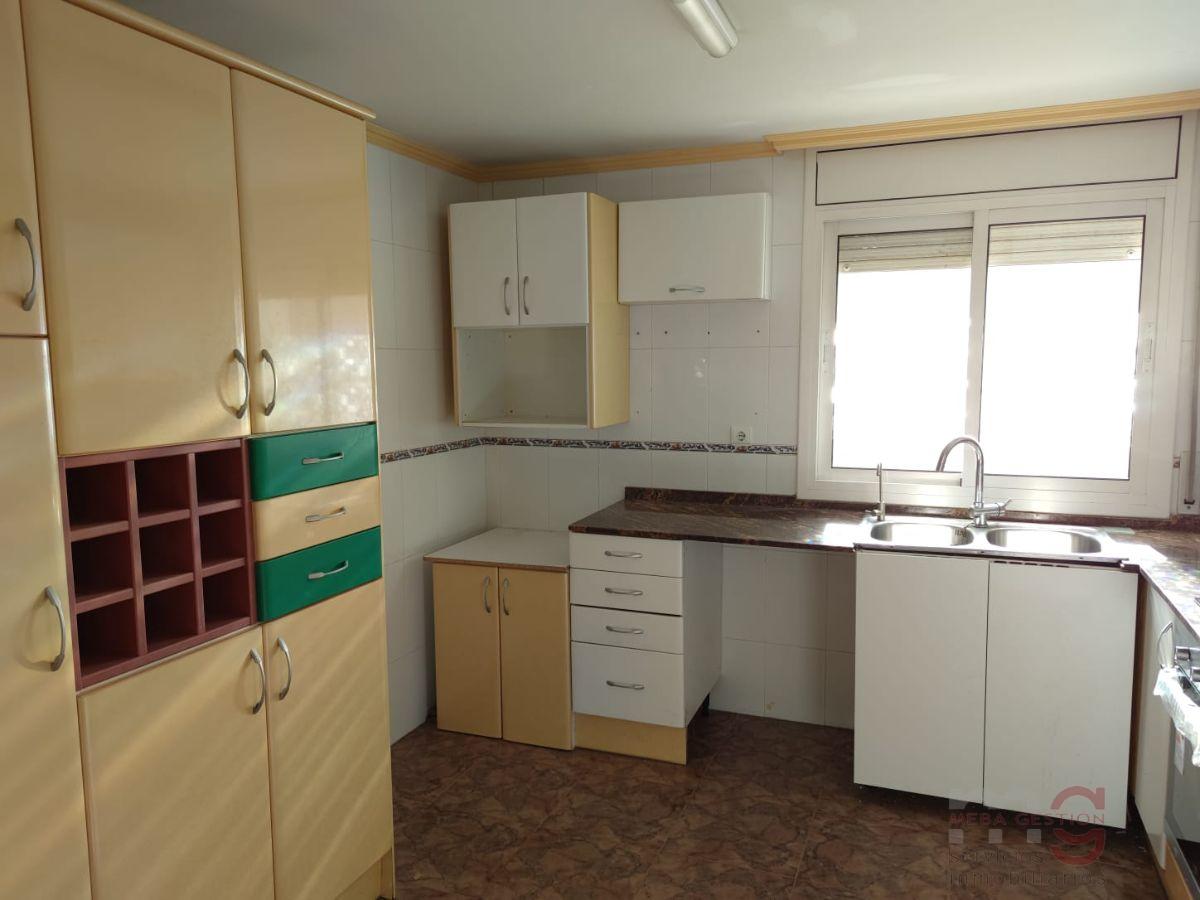 For sale of flat in Cubelles