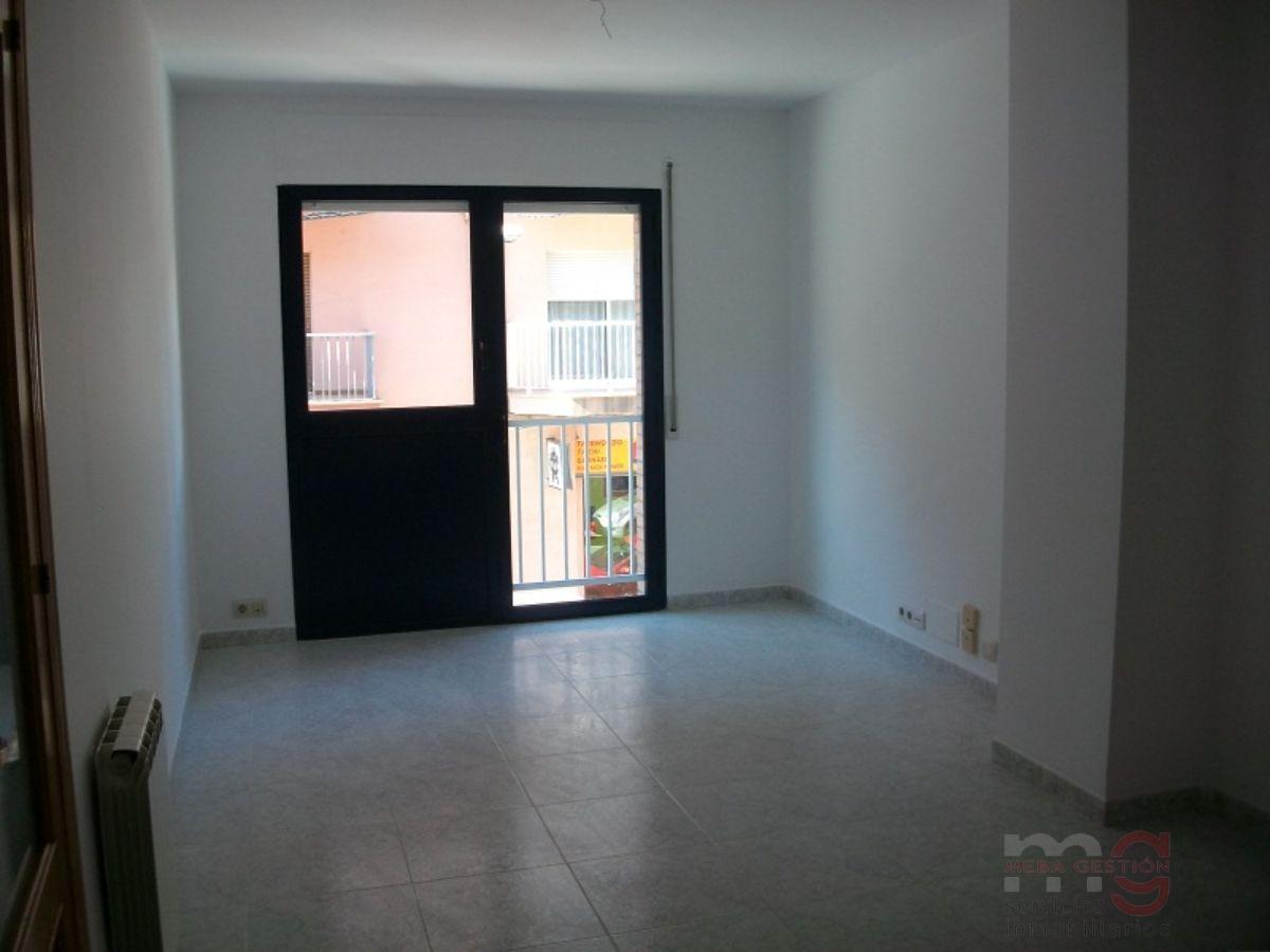 For sale of flat in Figueres