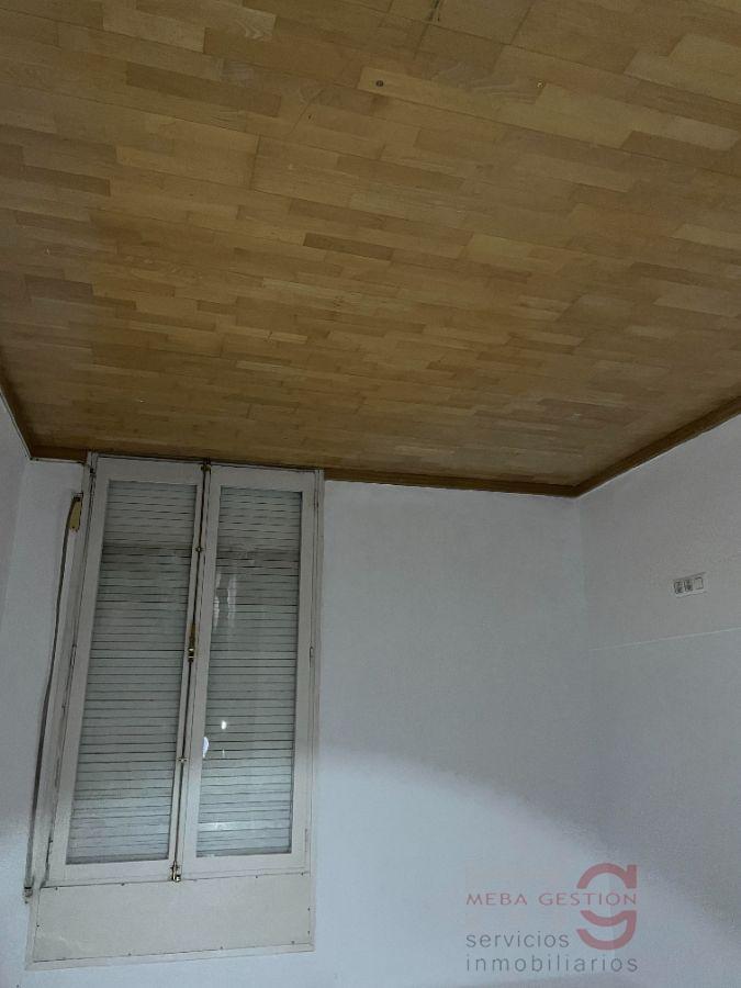 For sale of flat in Figueres