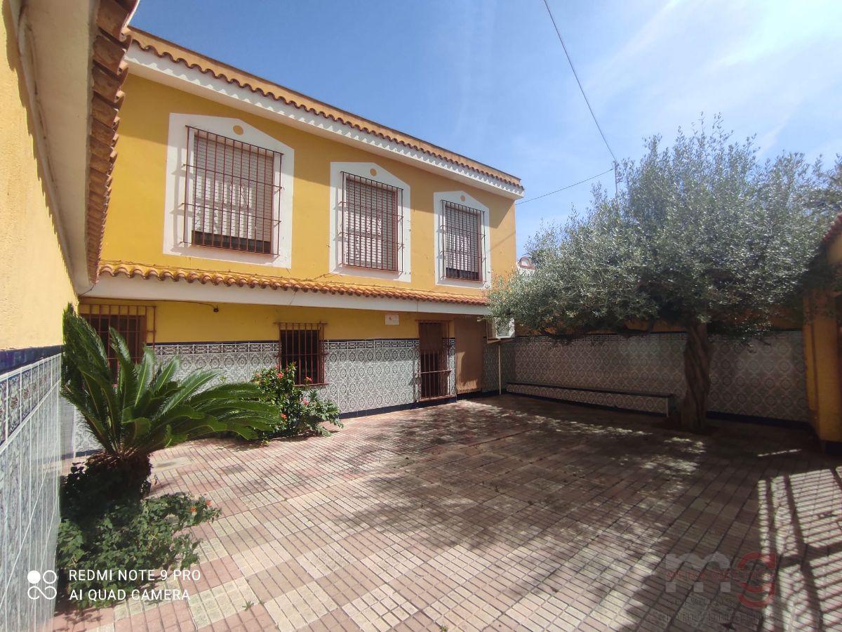 For sale of chalet in Castellón