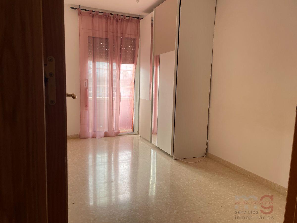 For sale of flat in Viladecans