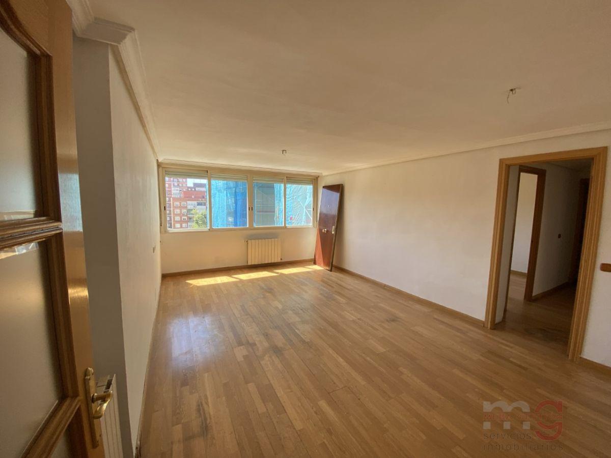 For sale of flat in Leganés