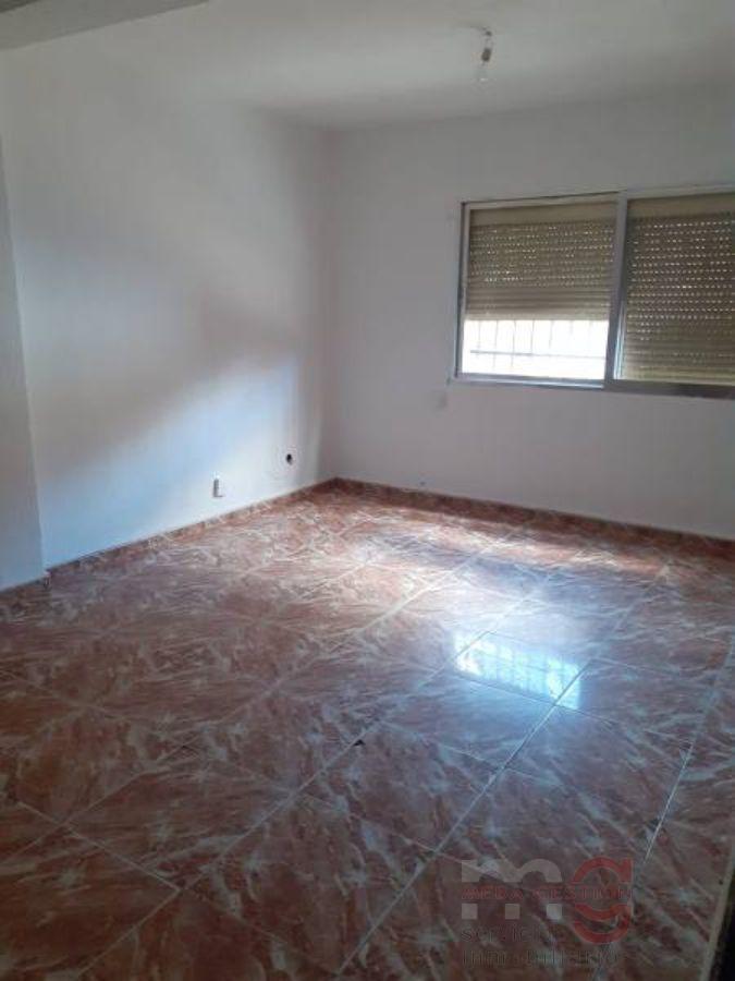 For sale of flat in Madrid