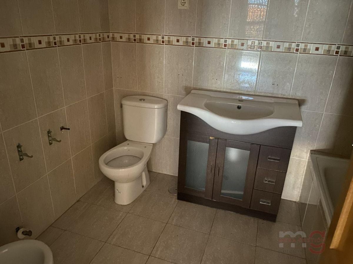 For sale of flat in Ciempozuelos