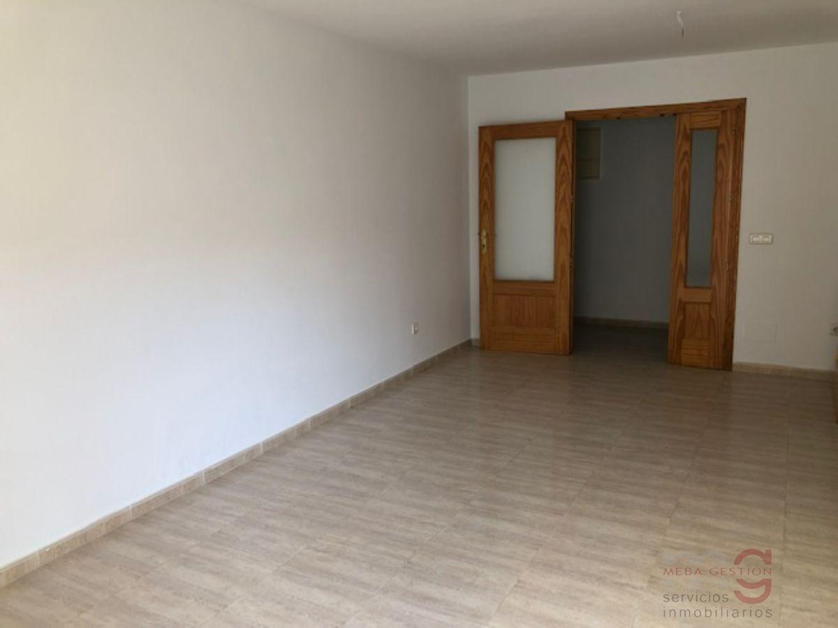 For sale of flat in Lorca