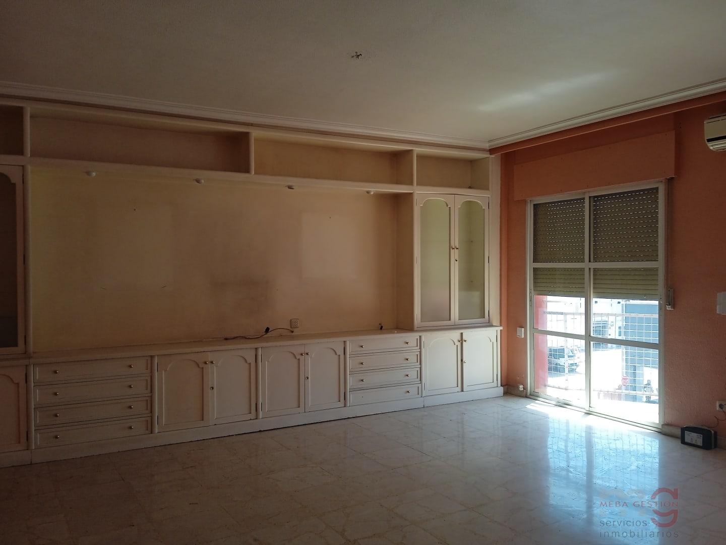 For sale of flat in Murcia