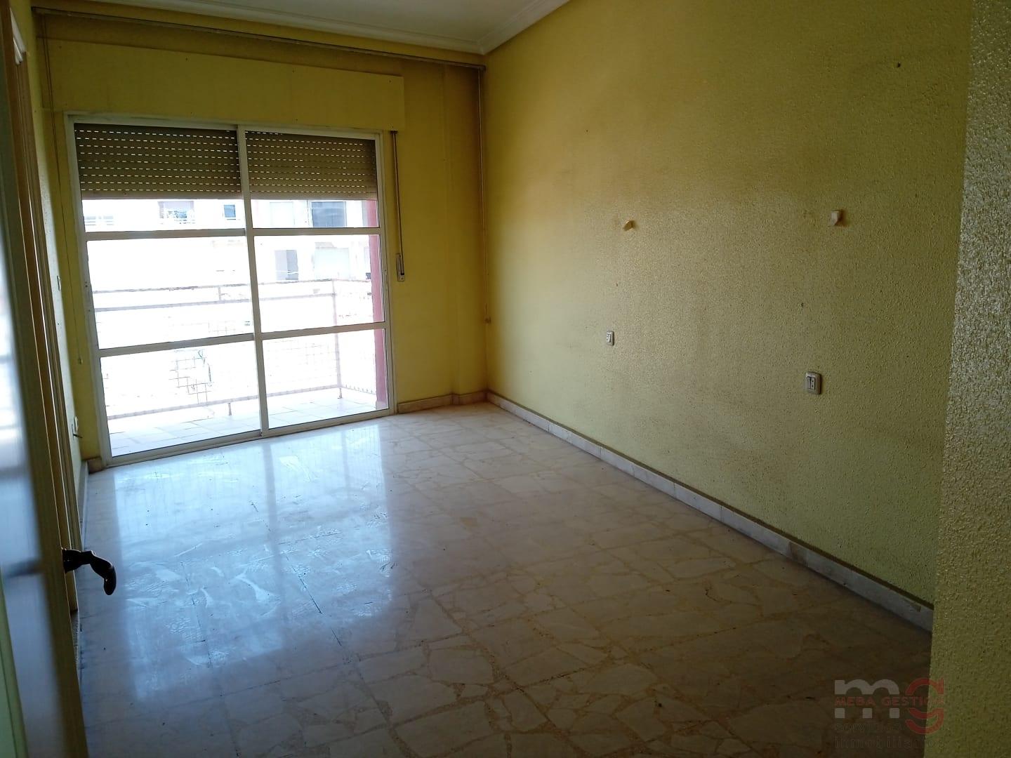 For sale of flat in Murcia