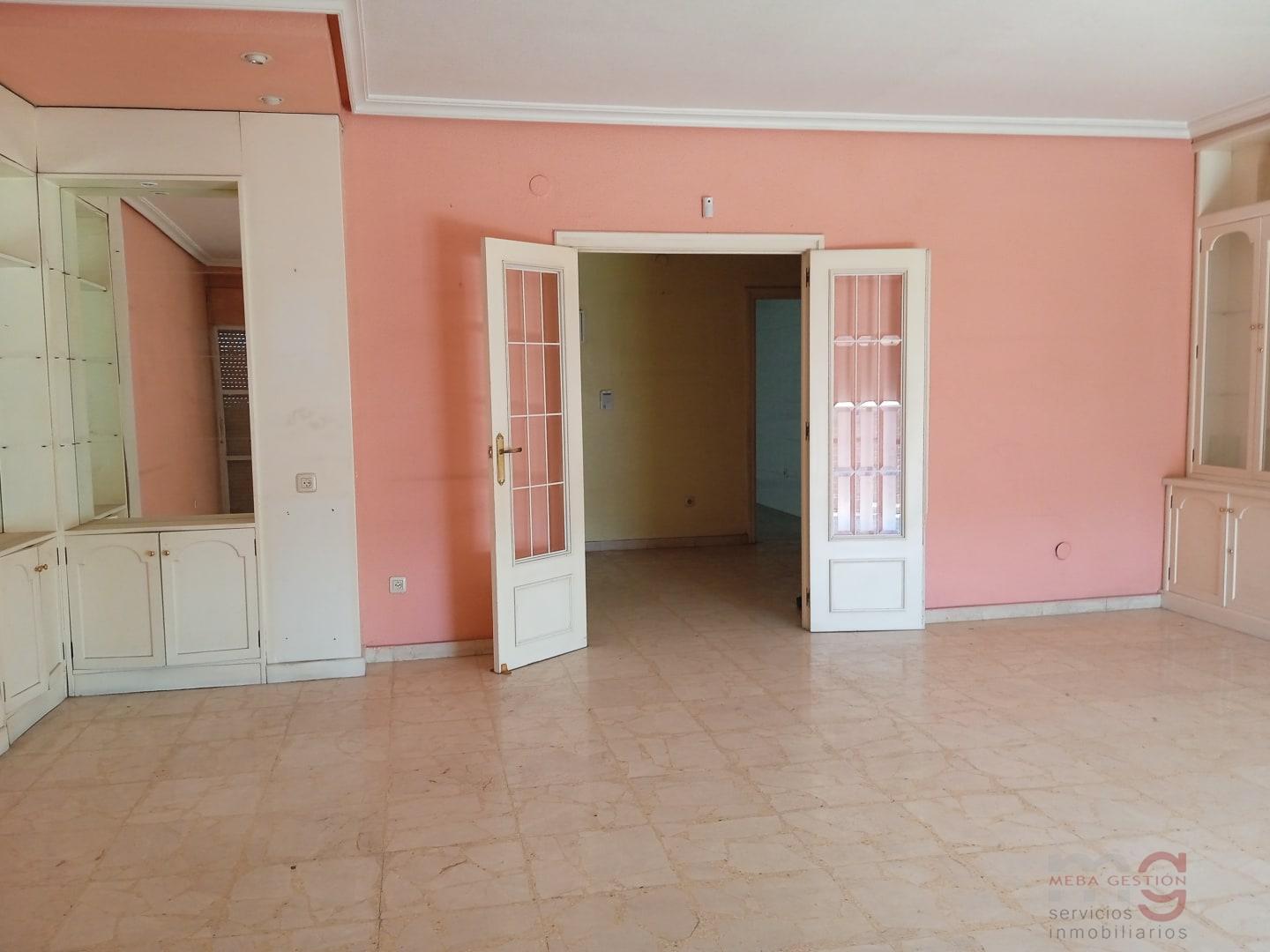 For sale of flat in Murcia