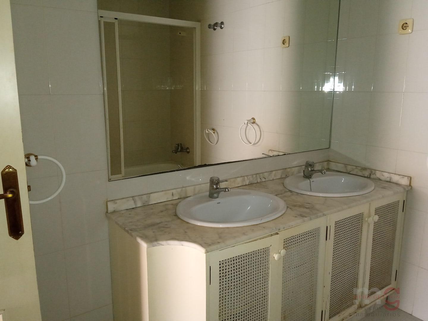 For sale of flat in Murcia