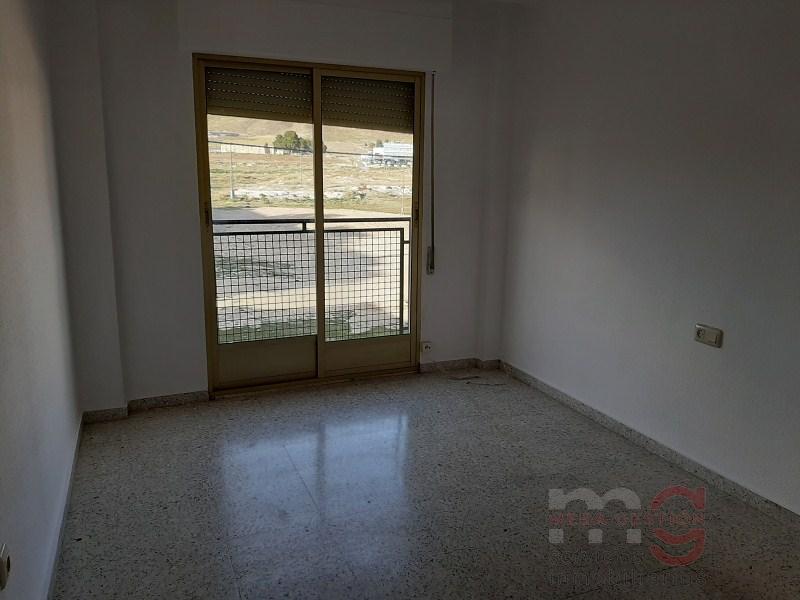 For sale of flat in Jumilla