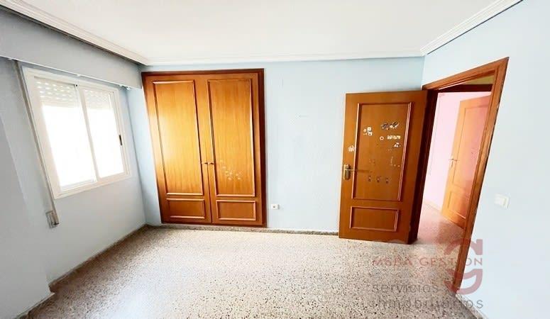 For sale of flat in Alicante