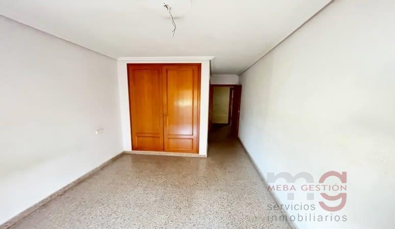 For sale of flat in Alicante