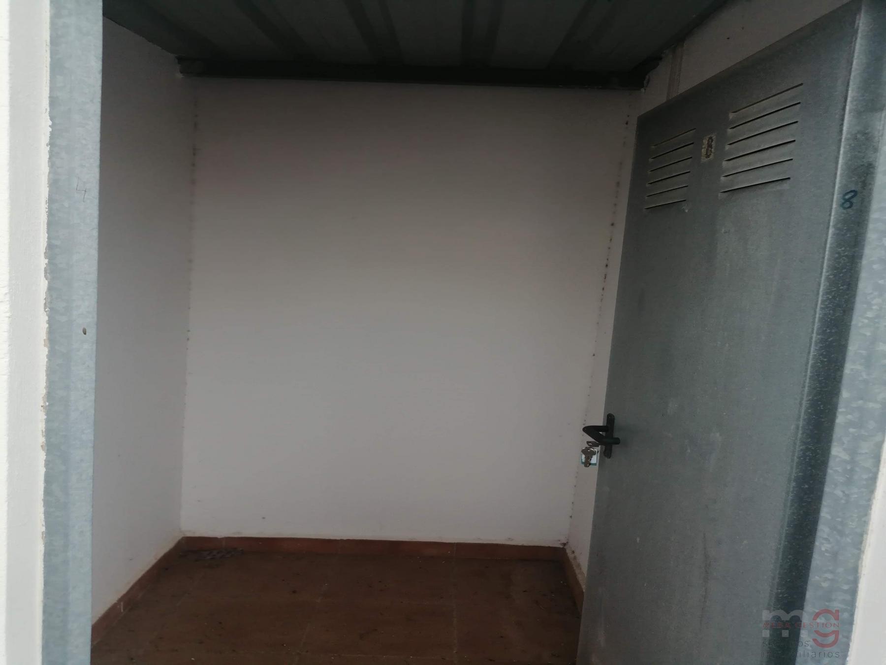 For sale of storage room in Nules