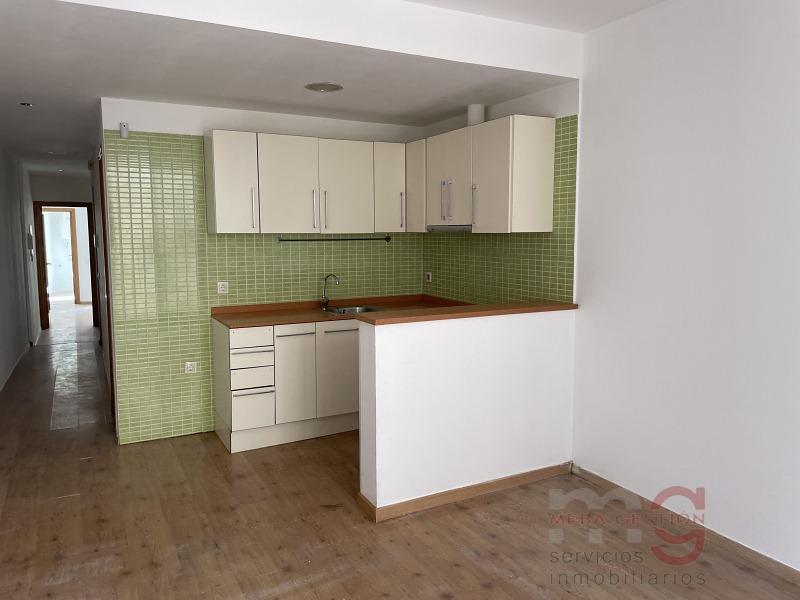 For sale of apartment in Berga