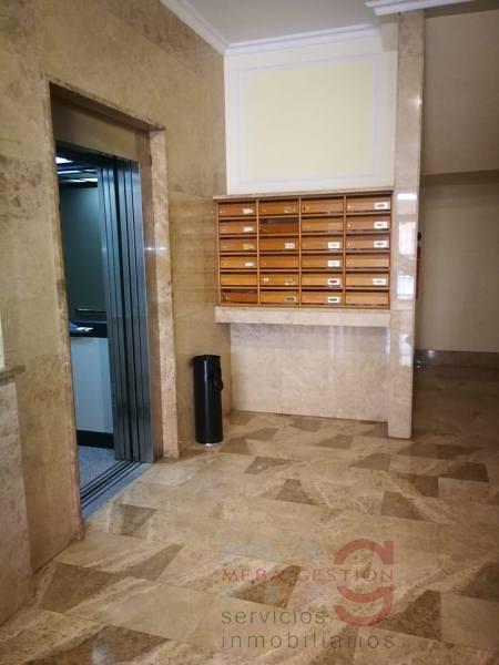 For sale of flat in Paterna